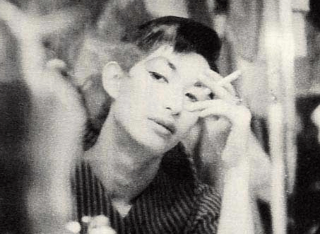 美輪明宏さんの若い頃 ハーフと噂された美形画像を発掘 思い出の芸能人