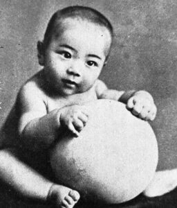 三船敏郎　1921年。満1歳のときの写真